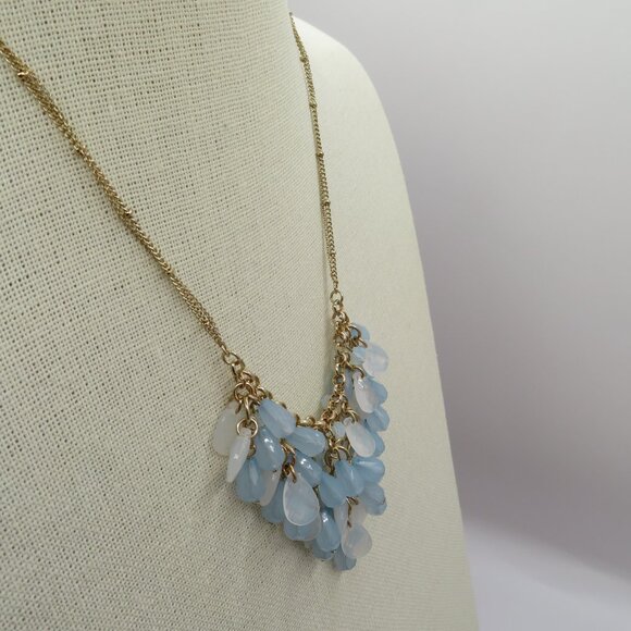 LC Lauren Conrad Light Blue White Tear Drop Shaped Beads Gold Tone Chain - Picture 4 of 9